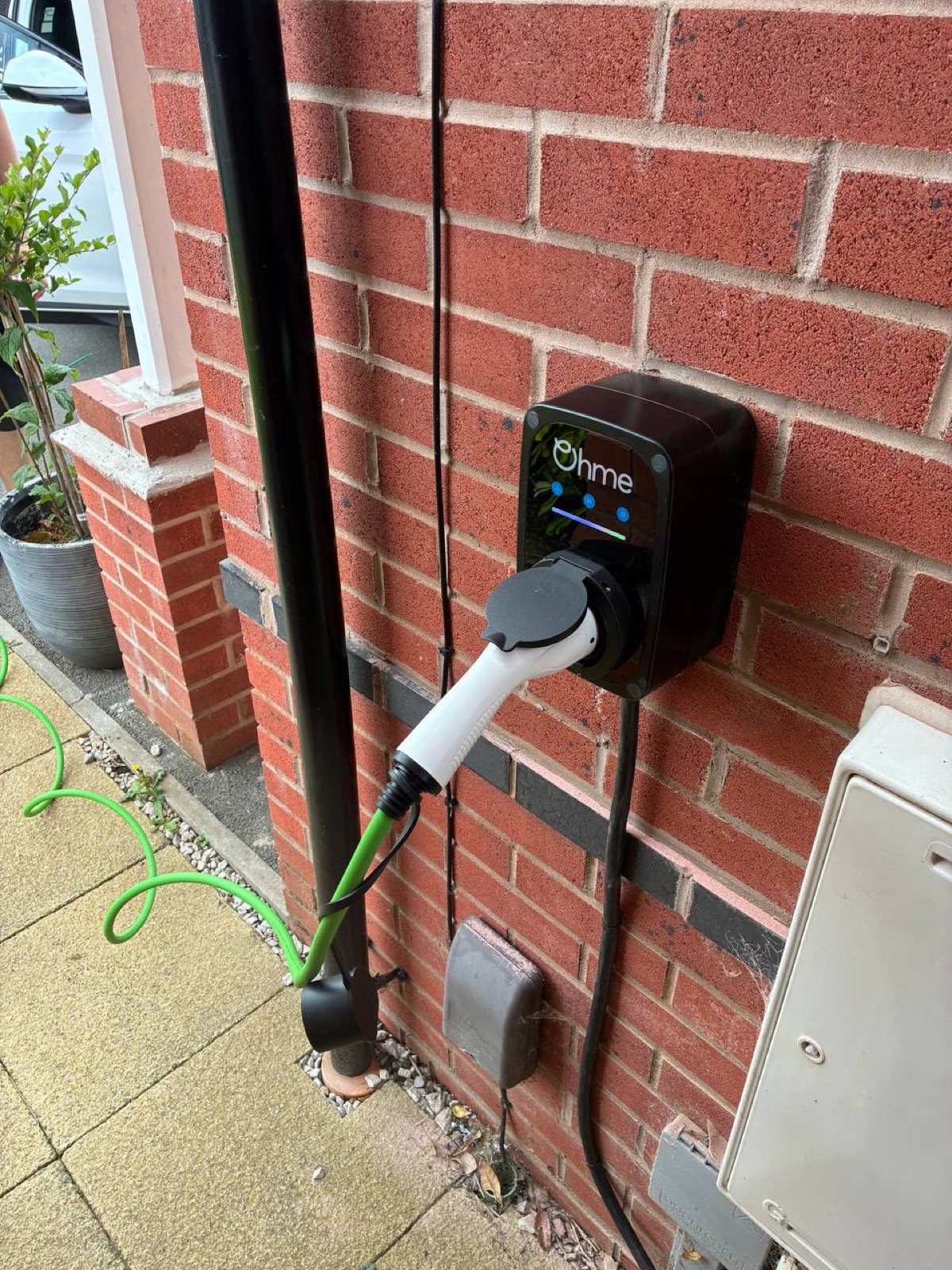 Ohme Epod un-tethered 7.4 kW charger